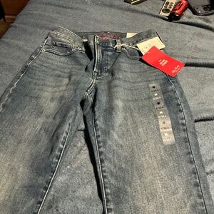 Women’s Lucky Brand jeans size 6